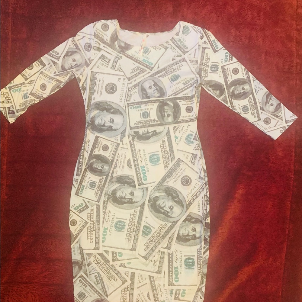 Bodycon $ Dress 🌹